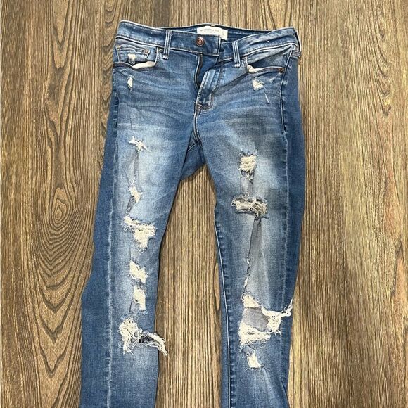 Abercrombie & Fitch The Super Skinny Jeans Mid Rise Ripped Medium Wash Size 27/4 - Picture 7 of 11